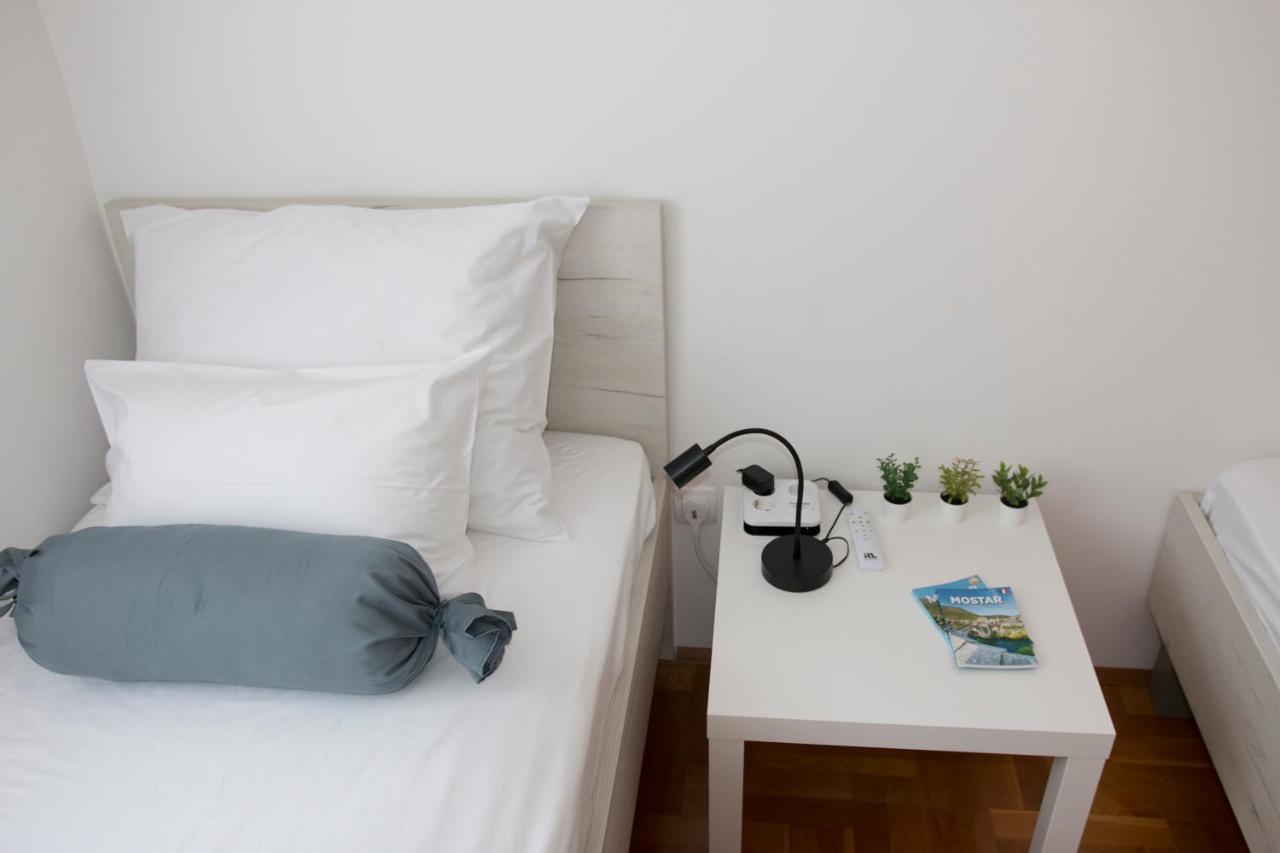 Memories Apartment Мостар Екстериор снимка