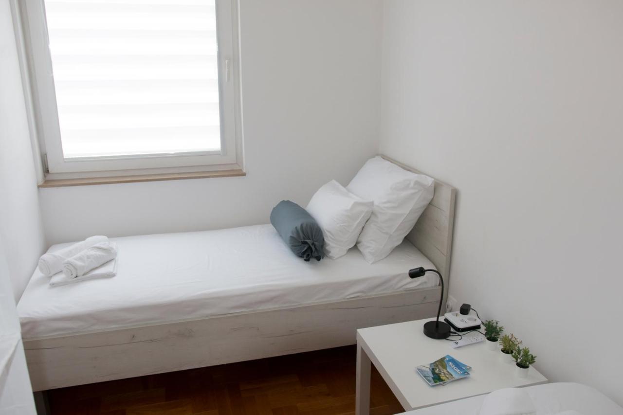 Memories Apartment Мостар Екстериор снимка