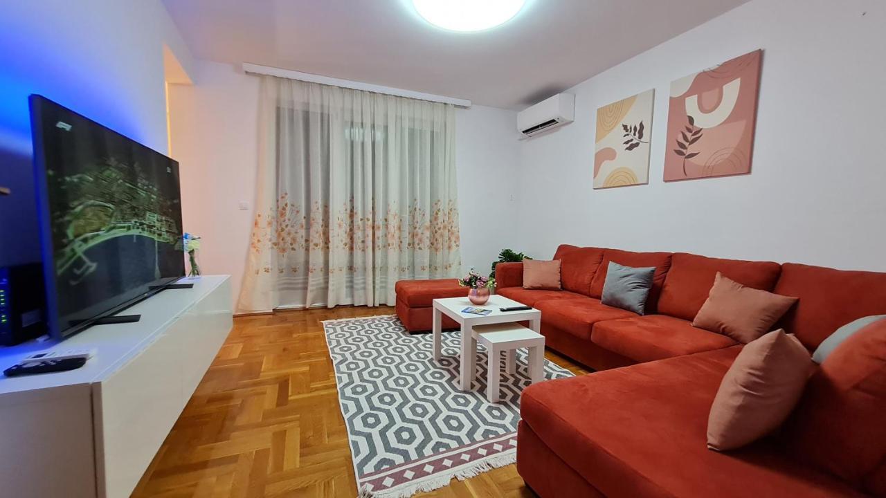 Memories Apartment Мостар Екстериор снимка