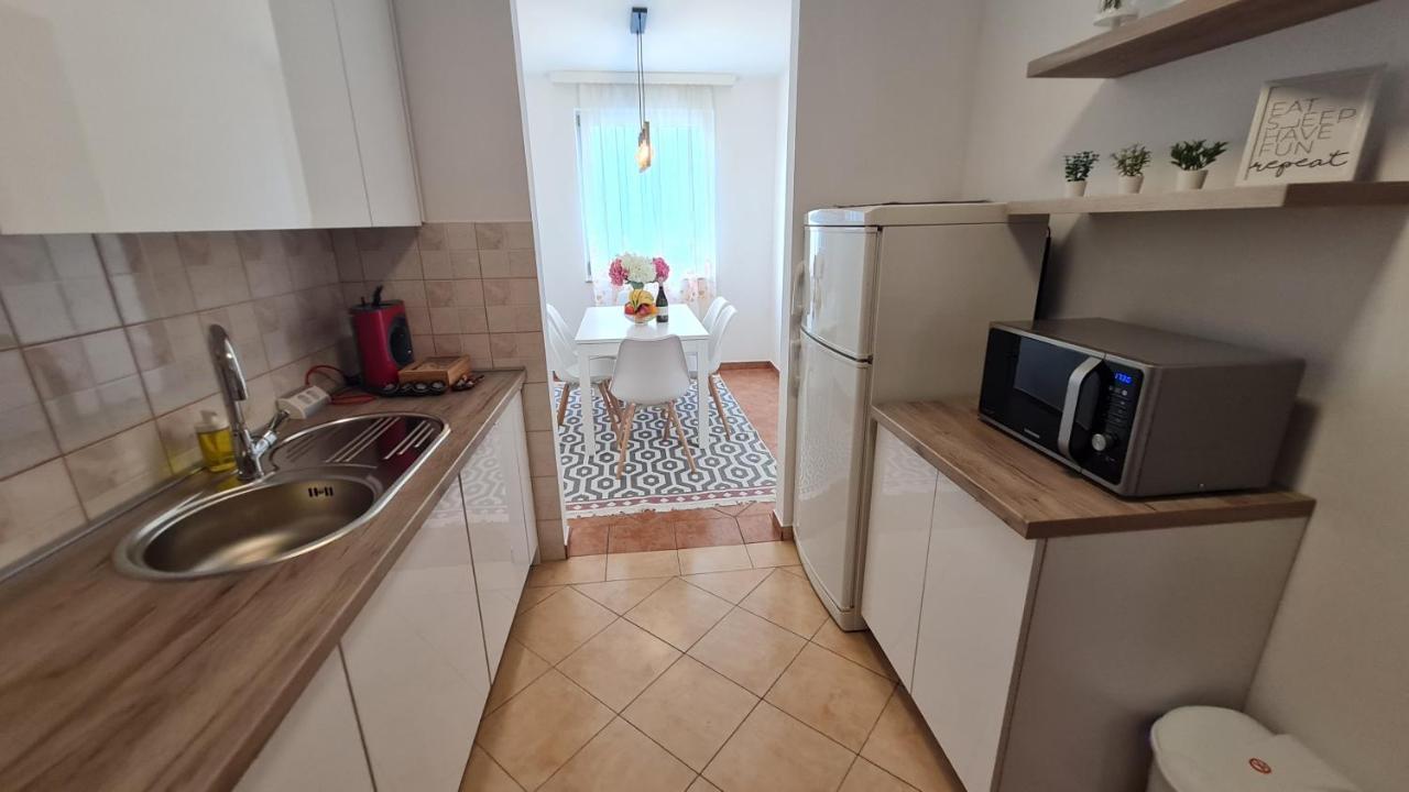 Memories Apartment Мостар Екстериор снимка